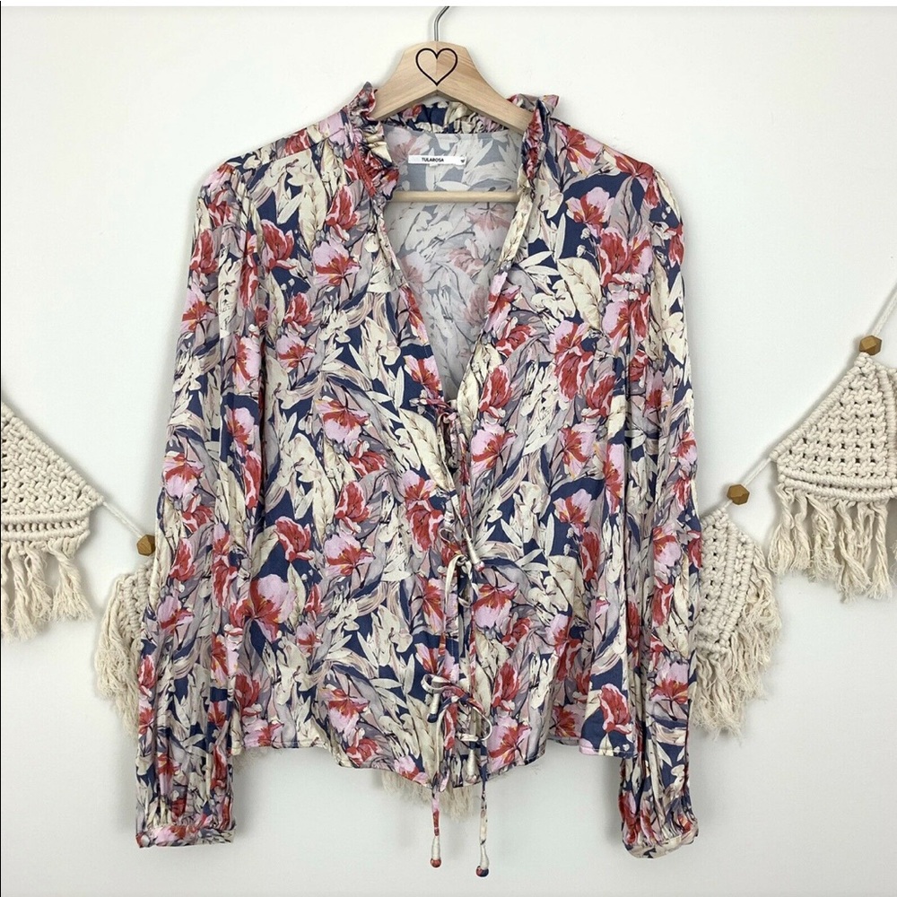 Tularosa Top Floral Tie Closure